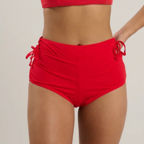 Quintsoul Highrise Bikini Shorts Bottoms Red Size Small NWT - Picture 1 of 10